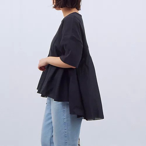 【アユーシ/AAYUSHI】のペプラムラッフルTシャツ 人気、トレンドファッション・服の通販 founy(ファニー) 　ファッション　Fashion　レディースファッション　Fashion for Women　トップス・カットソー　Cut & Sew Tops　シャツ・ブラウス・オフィスカジュアル　Elegant Blouses & Button-Ups　ロングTシャツ・Tシャツ　Longline T-Shirts & Tees　エレガント 上品　Elegant　春　Spring　洗える　Machine Washable　カットソー　Cut and Sewn Top　シンプル　Simple, Minimal　スラックス　Slacks, Dress Pants　スリム　Slim, Slim Fit　デニム　Denim, Jeans Material　定番　Standard, Basic Item　バランス　Balance, Style Balance　フォルム　Silhouette, Form　フリル　Frill, Ruffle　フレア　Flare, Flared　ペプラム　Peplum, Flared Hem　リラックス　Relax, Relaxed Fit　ロマンティック　Romantic, Feminine Style　other-3|ID: prp329100004888777 ipo3291000000036510676