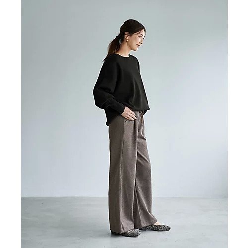 【スタイルデリ/STYLE DELI】のスムースハイゲージゆったりクルーネックニット 人気、トレンドファッション・服の通販 founy(ファニー) 　ファッション　Fashion　レディースファッション　Fashion for Women　トップス・カットソー　Cut & Sew Tops　ニット　Knit Tops & Sweaters　イエロー　Yellow　シンプル　Simple, Minimal　ジャケット　Jacket, Outerwear　スリット　Slit, Slit Detail　定番　Standard, Basic Item　長袖　Long Sleeve, Full Sleeve　冬　Winter / This Winter　other-3|ID: prp329100004889161 ipo3291000000036526143