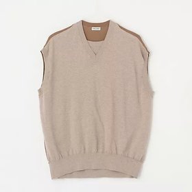 【アンスクリア/INSCRIRE】のCotton 16G V neck Vest 人気、トレンドファッション・服の通販 founy(ファニー) ファッション Fashion レディースファッション Fashion for Women アウター Coat / Outerwear Collection トップス・カットソー Cut & Sew Tops ベスト&ジレ / 重ね着スタイル Vests & Gilets コンパクト Compact, Small Size 夏 Summer 春 Spring S/S・春夏 SS, Spring/Summer, Warm Season 洗える Machine Washable |ID:prp329100004890789