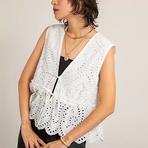 【ノーリーズ/NOLLEY'S】の【MAQWEL/マクウェル】《セットアップ対応》ウォッシャブルエンブロイダリーレースベスト インテリア・キッズ・メンズ・レディースファッション・服の通販 founy(ファニー) https://founy.com/ ファッション Fashion レディースファッション Fashion for Women アウター Coat / Outerwear Collection トップス・カットソー Cut & Sew Tops ベスト&ジレ / 重ね着スタイル Vests & Gilets 2025年 2025 2025-2026秋冬・A/W Autumn/Winter 2025–26 AW25–26 おすすめ Recommended / Our Picks キャミソール Camisole, Spaghetti Strap Top セットアップ Set-Up, Coordinated Outfit ベスト Vest, Waistcoat |ID: prp329100004902333 ipo3291000000036687270