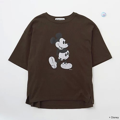 【アメリカーナ/Americana】の【LEEマルシェ20th別注】【洗える】Mickey Print TEE(バッヂ付) インテリア・キッズ・メンズ・レディースファッション・服の通販 founy(ファニー) 　ファッション　Fashion　レディースファッション　Fashion for Women　ショルダー　Shoulder, Shoulder Strap　スリット　Slit, Slit Detail　ドロップ　Drop Shoulder, Dropped Style　プリント　Print, Printed Pattern　別注　Limited Edition, Custom Order　洗える　Machine Washable　ブラウン|ID: prp329100004918517 ipo3291000000036891305