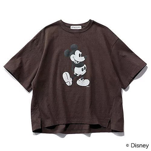 【アメリカーナ/Americana】の【LEEマルシェ20th別注】【洗える】Mickey Print TEE(バッヂ付) 人気、トレンドファッション・服の通販 founy(ファニー) 　ファッション　Fashion　レディースファッション　Fashion for Women　ショルダー　Shoulder, Shoulder Strap　スリット　Slit, Slit Detail　ドロップ　Drop Shoulder, Dropped Style　プリント　Print, Printed Pattern　別注　Limited Edition, Custom Order　洗える　Machine Washable　other-3|ID: prp329100004918517 ipo3291000000036891310