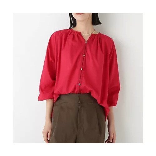 【ヒューマンウーマン/HUMAN WOMAN】のダイヤドットギャザーブラウス インテリア・キッズ・メンズ・レディースファッション・服の通販 founy(ファニー) 　ファッション　Fashion　レディースファッション　Fashion for Women　トップス・カットソー　Cut & Sew Tops　シャツ・ブラウス・オフィスカジュアル　Elegant Blouses & Button-Ups　おすすめ　Recommended / Our Picks　カフス　Cuff Design　ギャザー　Gathered, Ruffled　スタンダード　Standard, Basic　バランス　Balance, Style Balance　羽織　Haori, Light Jacket　ベリーレッド|ID: prp329100004918544 ipo3291000000036891928