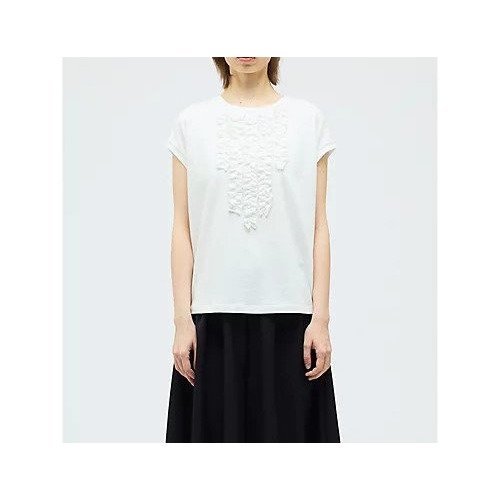 【ミズイロ インド/mizuiro ind】のフレンチスリーブフリルプルオーバー インテリア・キッズ・メンズ・レディースファッション・服の通販 founy(ファニー) 　ファッション　Fashion　レディースファッション　Fashion for Women　トップス・カットソー　Cut & Sew Tops　カジュアルプルオーバー・ニットトップス　Pullovers & Knit Tops / Casual Pullovers　カットソー　Cut and Sewn Top　シンプル　Simple, Minimal　スリーブ　Sleeve, Long Sleeve / Short Sleeve　フリル　Frill, Ruffle　フレンチ　French, French Style　フロント　Front, Front Design　エレガント 上品　Elegant　人気　Popular, Best Seller　今季　This Season, Current Season　A/W・秋冬　Autumn/Winter　オフホワイト|ID: prp329100004919668 ipo3291000000036909889