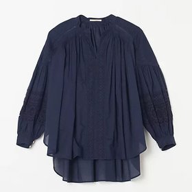 【ヌキテパ/NE QUITTEZ PAS】のCOTTON VOILE LACE & PIN TUCK BLOUSE 人気、トレンドファッション・服の通販 founy(ファニー) ファッション Fashion レディースファッション Fashion for Women スリーブ Sleeve, Long Sleeve / Short Sleeve デニム Denim, Jeans Material フレンチ French, French Style レース Lace, Lace Fabric 夏 Summer 定番 Standard, Basic Item 春 Spring 洗える Machine Washable 長袖 Long Sleeve, Full Sleeve |ID:prp329100004926929