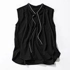 【エムセブンデイズ/M7days】のさらふわパイピングボウタイブラウス 人気、トレンドファッション・服の通販 founy(ファニー) ファッション Fashion レディースファッション Fashion for Women トップス・カットソー Cut & Sew Tops シャツ・ブラウス・オフィスカジュアル Elegant Blouses & Button-Ups インナー Innerwear エレガント 上品 Elegant カーディガン Cardigan, Knitwear クール Cool, Chic ジャケット Jacket, Outerwear ノースリーブ Sleeveless, No-Sleeve パイピング Piping, Trim Design マニッシュ Mannish, Boyish モダン Modern, Contemporary モノトーン Monotone, Black and White リボン Ribbon, Bow 洗える Machine Washable thumbnail ブラック×エクリュ|ID: prp329100004935593 ipo3291000000037038308