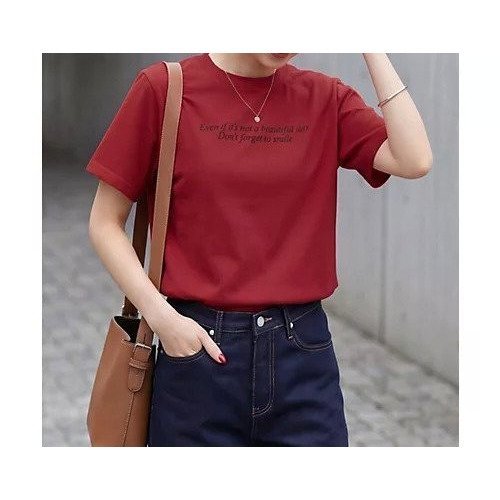 【スタイルデリ/STYLE DELI】のスモールメッセージロゴTシャツ インテリア・キッズ・メンズ・レディースファッション・服の通販 founy(ファウニー) https://founy.com/ ファッション Fashion レディースファッション Fashion for Women トップス・カットソー Cut & Sew Tops シャツ・ブラウス・オフィスカジュアル Elegant Blouses & Button-Ups ロングTシャツ・Tシャツ Longline T-Shirts & Tees インナー Innerwear 春 Spring サロペット Overalls, Salopette ジャケット Jacket, Outerwear ストレート Straight, Straight Cut スニーカー Sneakers, Trainers スリット Slit, Slit Detail フォルム Silhouette, Form ベスト Vest, Waistcoat 半袖 Short Sleeve, Half Sleeve ワイド Wide, Wide Fit S/S・春夏 SS, Spring/Summer, Warm Season 夏 Summer エレガント 上品 Elegant |ID: prp329100004935646 ipo3291000000037244240