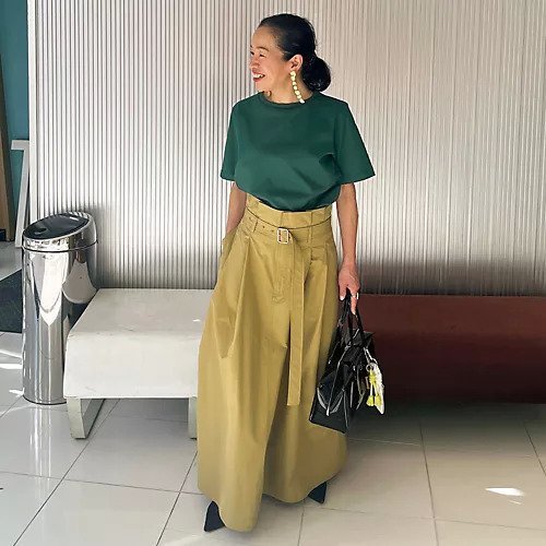 【エクラ/eclat】の【宮崎桃代さん別注】コンパクトTシャツ 人気、トレンドファッション・服の通販 founy(ファニー) 　ファッション　Fashion　レディースファッション　Fashion for Women　トップス・カットソー　Cut & Sew Tops　シャツ・ブラウス・オフィスカジュアル　Elegant Blouses & Button-Ups　ロングTシャツ・Tシャツ　Longline T-Shirts & Tees　コンパクト　Compact, Small Size　スポーティ　Sporty, Casual Athletic　フィット　Fit, Slim Fit　フェミニン　Feminine, Girly　ベーシック　Basic, Essential　別注　Limited Edition, Custom Order　洗える　Machine Washable　other-3|ID: prp329100004935703 ipo3291000000037039203