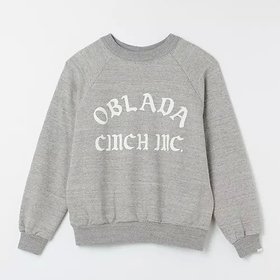 【オブラダ/Oblada】 OBLADA CINCH LOGO SWEAT人気、トレンドファッション・服の通販 founy(ファニー) ファッション Fashion レディースファッション Fashion for Women トップス・カットソー Cut & Sew Tops レディースパーカー・カジュアルフーディー Casual Hoodies & Sweatshirts スウェット・クルーネックトップス Sweatshirts & Crewnecks / Relaxed Fit Sweat Tops おすすめ Recommended / Our Picks コンパクト Compact, Small Size シルバー Silver, Metallic Silver スウェット / スエット Sweatshirt, Sweatwear スリーブ Sleeve, Long Sleeve / Short Sleeve チェーン Chain, Chain Strap ネックレス Necklace, Pendant Necklace パール Pearl, Pearl Accent プリント Print, Printed Pattern ロング Long, Long-Length エレガント 上品 Elegant 洗える Machine Washable |ID:prp329100004935769