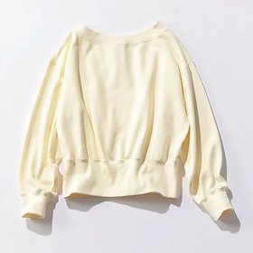 【プロタゴニスタ/PROTAGONISTA】の【Marisol別注】オフショルスウェット 人気、トレンドファッション・服の通販 founy(ファニー) ファッション Fashion レディースファッション Fashion for Women トップス・カットソー Cut & Sew Tops レディースパーカー・カジュアルフーディー Casual Hoodies & Sweatshirts スウェット・クルーネックトップス Sweatshirts & Crewnecks / Relaxed Fit Sweat Tops おすすめ Recommended / Our Picks ショルダー Shoulder, Shoulder Strap スウェット / スエット Sweatshirt, Sweatwear バランス Balance, Style Balance フェミニン Feminine, Girly 別注 Limited Edition, Custom Order 洗える Machine Washable |ID:prp329100004935776