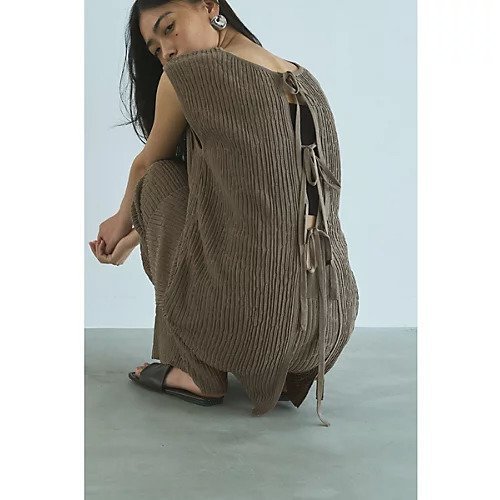 【マージュール/marjour】の2WAY SUMMER TUNIC KNIT インテリア・キッズ・メンズ・レディースファッション・服の通販 founy(ファウニー) https://founy.com/ ファッション Fashion レディースファッション Fashion for Women トップス・カットソー Cut & Sew Tops ニット Knit Tops & Sweaters インナー Innerwear サマー Summer, Summer Style ストレッチ Stretch, Stretchy Fabric セットアップ Set-Up, Coordinated Outfit タンク Tank Top, Sleeveless Top チュニック Tunic, Long Top フォルム Silhouette, Form ポケット Pocket, Pocket Detail リブニット Rib Knit, Ribbed Knit リボン Ribbon, Bow リラックス Relax, Relaxed Fit おすすめ Recommended / Our Picks 夏 Summer 旅行 Travel スーツケース キャリーケース Suitcase / Carry Case |ID: prp329100004935871 ipo3291000000037221533