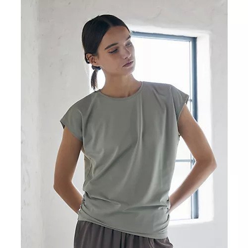 【ジュリエ/Julier】の【定番】Ecocoフレンチスリーブトップス 人気、トレンドファッション・服の通販 founy(ファニー) 　ファッション　Fashion　レディースファッション　Fashion for Women　トップス・カットソー　Cut & Sew Tops　ギャザー　Gathered, Ruffled　コレクション　Collection, Seasonal Line　吸水　Absorbent, Quick-Dry　シンプル　Simple, Minimal　定番　Standard, Basic Item　人気　Popular, Best Seller　バランス　Balance, Style Balance　フィット　Fit, Slim Fit　半袖　Short Sleeve, Half Sleeve　無地　Plain, Solid Color　ヨガ　Yoga, Yoga Wear　ランニング　Running, Running Wear, Activewear, Jogging　リラックス　Relax, Relaxed Fit　ワーク　Workwear, Utility Style　other-3|ID: prp329100004938364 ipo3291000000037056735