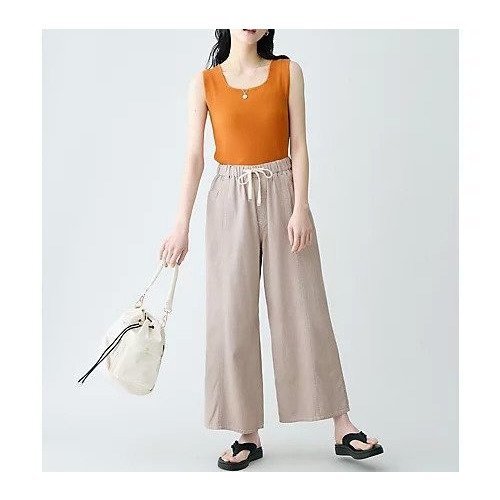 【エニー/ANY】のニットタンク 人気、トレンドファッション・服の通販 founy(ファニー) 　ファッション　Fashion　レディースファッション　Fashion for Women　トップス・カットソー　Cut & Sew Tops　ニット　Knit Tops & Sweaters　おすすめ　Recommended / Our Picks　インナー　Innerwear　カーディガン　Cardigan, Knitwear　シンプル　Simple, Minimal　スクエア　Square, Square Shape　タンク　Tank Top, Sleeveless Top　デコルテ　Décolleté, Neckline　other-3|ID: prp329100004941688 ipo3291000000037088693