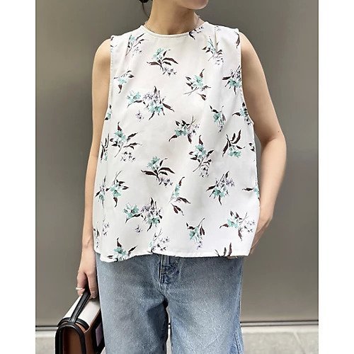 【エムセブンデイズ/M7days】のフラワープリント ノースリーブブラウス 人気、トレンドファッション・服の通販 founy(ファニー) 　ファッション　Fashion　レディースファッション　Fashion for Women　トップス・カットソー　Cut & Sew Tops　キャミソール&ノースリーブ　Camisoles & Sleeveless Tops　シャツ・ブラウス・オフィスカジュアル　Elegant Blouses & Button-Ups　花柄・フラワープリント・モチーフ　Floral Prints & Motifs / Flower Pattern Tops　シンプル　Simple, Minimal　スリーブ　Sleeve, Long Sleeve / Short Sleeve　トレンド　Trend, Trending Now　ノースリーブ　Sleeveless, No-Sleeve　フラワー　Flower, Floral　プリント　Print, Printed Pattern　エレガント 上品　Elegant　夏　Summer　洗える　Machine Washable　other-3|ID: prp329100004943014 ipo3291000000037100844