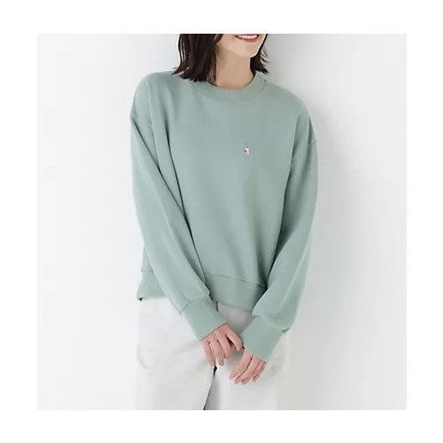 【ヒューマンウーマン/HUMAN WOMAN】のモチーフワッペン裏起毛スウェット 人気、トレンドファッション・服の通販 founy(ファニー) 　ファッション　Fashion　レディースファッション　Fashion for Women　トップス・カットソー　Cut & Sew Tops　レディースパーカー・カジュアルフーディー　Casual Hoodies & Sweatshirts　スウェット・クルーネックトップス　Sweatshirts & Crewnecks / Relaxed Fit Sweat Tops　おすすめ　Recommended / Our Picks　スウェット / スエット　Sweatshirt, Sweatwear　スタンダード　Standard, Basic　タートルネック　Turtleneck, High Neck　バランス　Balance, Style Balance　フレンチ　French, French Style　モチーフ　Motif, Design Theme　リラックス　Relax, Relaxed Fit　冬　Winter / This Winter　 other-1|ID: prp329100004960388 ipo3291000000037218033