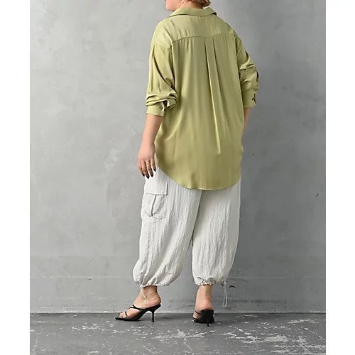 【スタイルデリ/STYLE DELI】の【BLK001】シルキーロングスリーブブラウス 人気、トレンドファッション・服の通販 founy(ファニー) 　ファッション　Fashion　レディースファッション　Fashion for Women　トップス・カットソー　Cut & Sew Tops　シャツ・ブラウス・オフィスカジュアル　Elegant Blouses & Button-Ups　サテン　Satin, Glossy Fabric　スリット　Slit, Slit Detail　セットアップ　Set-Up, Coordinated Outfit　とろみ　Fluid, Flowy Fabric　ドレープ　Drape, Draping Fabric　ベーシック　Basic, Essential　ヨーク　Yoke, Yoke Design　おすすめ　Recommended / Our Picks　旅行　Travel　エレガント 上品　Elegant　other-3|ID: prp329100004960495 ipo3291000000037218753