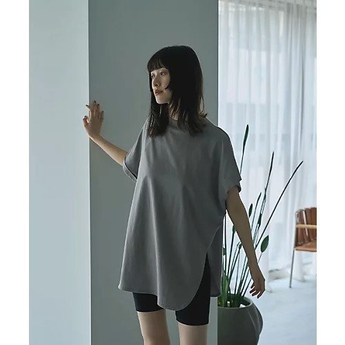 【マージュール/marjour】のASYMMETRY SLEEVE TEE 人気、トレンドファッション・服の通販 founy(ファニー) 　ファッション　Fashion　レディースファッション　Fashion for Women　トップス・カットソー　Cut & Sew Tops　とろみ　Fluid, Flowy Fabric　アシンメトリー　Asymmetrical Style　シンプル　Simple, Minimal　ストレッチ　Stretch, Stretchy Fabric　スリット　Slit, Slit Detail　ボトム　Bottoms, Lower Wear　other-2|ID: prp329100004960565 ipo3291000000037219103