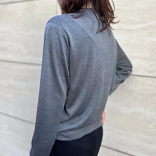 【サイ/SCYE】のシルクニットクルーネックカーディガン 人気、トレンドファッション・服の通販 founy(ファニー) 　ファッション　Fashion　レディースファッション　Fashion for Women　トップス・カットソー　Cut & Sew Tops　ニット　Knit Tops & Sweaters　カーディガン・羽織り　Layered Style Cardigans　おすすめ　Recommended / Our Picks　カーディガン　Cardigan, Knitwear　シルク　Silk, 100% Silk　吸水　Absorbent, Quick-Dry　other-3|ID: prp329100004960623 ipo3291000000037219395