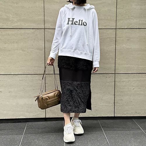 【マディソンブルー/MADISONBLUE】のHELLO HOODIE 人気、トレンドファッション・服の通販 founy(ファニー) 　ファッション　Fashion　レディースファッション　Fashion for Women　インナー　Innerwear　スウェット / スエット　Sweatshirt, Sweatwear　パール　Pearl, Pearl Accent　リメイク　Remake, Reconstructed　other-2|ID: prp329100004960882 ipo3291000000037220705
