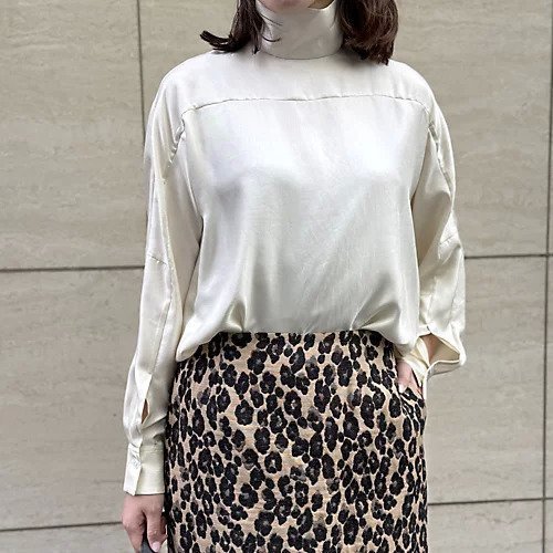 【チノ/CINOH】のサテンハイネックブラウス 人気、トレンドファッション・服の通販 founy(ファニー) 　ファッション　Fashion　レディースファッション　Fashion for Women　トップス・カットソー　Cut & Sew Tops　シャツ・ブラウス・オフィスカジュアル　Elegant Blouses & Button-Ups　シルキー　Silky, Smooth Texture　ドレープ　Drape, Draping Fabric　ハイネック　High Neck, Mock Neck　洗える　Machine Washable　other-3|ID: prp329100004960994 ipo3291000000037221259