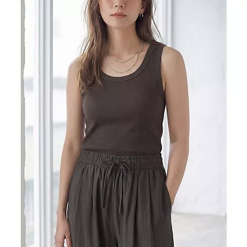 【スタイルデリ/STYLE DELI】の【Made in JAPAN】太めバインダーリブタンクトップ インテリア・キッズ・メンズ・レディースファッション・服の通販 founy(ファウニー) https://founy.com/ ファッション Fashion レディースファッション Fashion for Women イエロー Yellow ストレート Straight, Straight Cut スリット Slit, Slit Detail タンク Tank Top, Sleeveless Top デコルテ Décolleté, Neckline 定番 Standard, Basic Item バランス Balance, Style Balance フィット Fit, Slim Fit フラット Flat, Flat Shoes ブラジャー Bra, Lingerie ベスト Vest, Waistcoat 日本製 Made In Japan エレガント 上品 Elegant |ID: prp329100004961016 ipo3291000000037221371