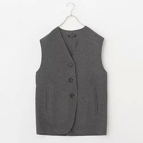 【アワーホーム/OURHOME】の【LEE別注】上質素材のあったかウールベスト 人気、トレンドファッション・服の通販 founy(ファニー) ファッション Fashion レディースファッション Fashion for Women アウター Coat / Outerwear Collection トップス・カットソー Cut & Sew Tops ベスト&ジレ / 重ね着スタイル Vests & Gilets スリット Slit, Slit Detail ベスト Vest, Waistcoat ポケット Pocket, Pocket Detail 冬 Winter / This Winter 別注 Limited Edition, Custom Order 防寒 Cold Protection, Winter-Ready |ID:prp329100004961159
