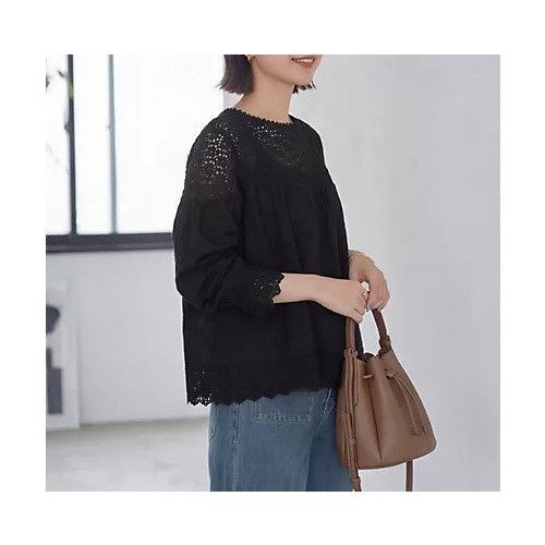 【スタイルデリ/STYLE DELI】の上部がレースのギャザーブラウス 人気、トレンドファッション・服の通販 founy(ファニー) 　ファッション　Fashion　レディースファッション　Fashion for Women　トップス・カットソー　Cut & Sew Tops　シャツ・ブラウス・オフィスカジュアル　Elegant Blouses & Button-Ups　イエロー　Yellow　インナー　Innerwear　キャミソール　Camisole, Spaghetti Strap Top　ギャザー　Gathered, Ruffled　サロペット　Overalls, Salopette　スカラップ　Scallop, Scalloped Edge　ストレート　Straight, Straight Cut　スリット　Slit, Slit Detail　タンク　Tank Top, Sleeveless Top　デコルテ　Décolleté, Neckline　定番　Standard, Basic Item　長袖　Long Sleeve, Full Sleeve　防寒　Cold Protection, Winter-Ready　ラウンド　Round, Round Neck　レース　Lace, Lace Fabric　夏　Summer　other-3|ID: prp329100004961186 ipo3291000000037222226