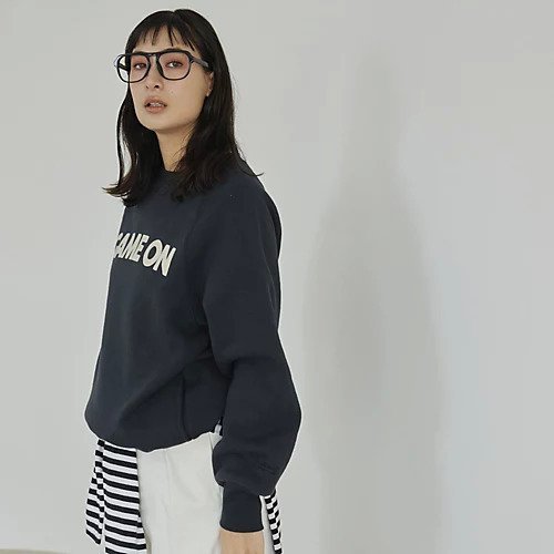 【アメリカーナ/Americana】のボリュームスリーブ CREW SWEAT 人気、トレンドファッション・服の通販 founy(ファニー) 　ファッション　Fashion　レディースファッション　Fashion for Women　トップス・カットソー　Cut & Sew Tops　レディースパーカー・カジュアルフーディー　Casual Hoodies & Sweatshirts　スウェット・クルーネックトップス　Sweatshirts & Crewnecks / Relaxed Fit Sweat Tops　ボリューム袖・フリルスリーブブラウス　Voluminous & Ruffle Sleeves / Puffy Sleeve Tops　スリーブ　Sleeve, Long Sleeve / Short Sleeve　バランス　Balance, Style Balance　ポケット　Pocket, Pocket Detail　ラウンド　Round, Round Neck　今季　This Season, Current Season　洗える　Machine Washable　other-3|ID: prp329100004961208 ipo3291000000037222341