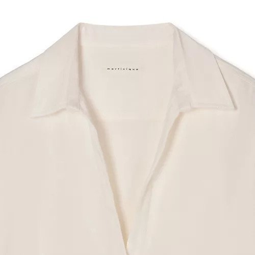 【マルティニーク/martinique】のデニムスキッパーシャツ(セットアップ可) 人気、トレンドファッション・服の通販 founy(ファニー) 　ファッション　Fashion　レディースファッション　Fashion for Women　トップス・カットソー　Cut & Sew Tops　シャツ・ブラウス・オフィスカジュアル　Elegant Blouses & Button-Ups　おすすめ　Recommended / Our Picks　スキッパー　Skipper, Open Collar　ストレッチ　Stretch, Stretchy Fabric　スリット　Slit, Slit Detail　セットアップ　Set-Up, Coordinated Outfit　デニム　Denim, Jeans Material　バランス　Balance, Style Balance　リラックス　Relax, Relaxed Fit　エレガント 上品　Elegant　洗える　Machine Washable　other-3|ID: prp329100004961265 ipo3291000000037222592