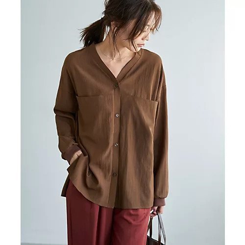 【スタイルデリ/STYLE DELI】の袖口リブの身頃がポケットVネックシャツ インテリア・キッズ・メンズ・レディースファッション・服の通販 founy(ファウニー) https://founy.com/ ファッション Fashion レディースファッション Fashion for Women トップス・カットソー Cut & Sew Tops シャツ・ブラウス・オフィスカジュアル Elegant Blouses & Button-Ups Vネックトップス V-Neck Tops / V-Cut Neckline Shirts インナー Innerwear シンプル Simple, Minimal ストレート Straight, Straight Cut スリット Slit, Slit Detail タートルネック Turtleneck, High Neck 人気 Popular, Best Seller 長袖 Long Sleeve, Full Sleeve ハイネック High Neck, Mock Neck パール Pearl, Pearl Accent フロント Front, Front Design ポケット Pocket, Pocket Detail 防寒 Cold Protection, Winter-Ready ワイド Wide, Wide Fit 冬 Winter / This Winter |ID: prp329100004961297 ipo3291000000037248476