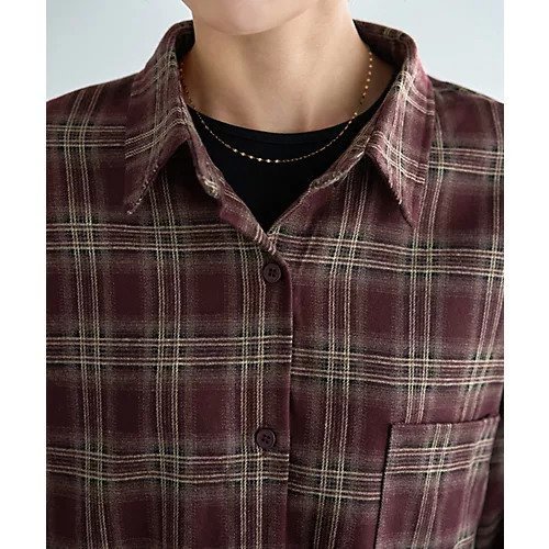 【スタイルデリ/STYLE DELI】のぼかし織りチェック柄シャツ 人気、トレンドファッション・服の通販 founy(ファニー) 　ファッション　Fashion　レディースファッション　Fashion for Women　トップス・カットソー　Cut & Sew Tops　シャツ・ブラウス・オフィスカジュアル　Elegant Blouses & Button-Ups　カフス　Cuff Design　ストレート　Straight, Straight Cut　スリット　Slit, Slit Detail　チェック　Check, Plaid, Tartan　なめらか　Smooth, Silky Texture　ネップ　Nepp, Slub Yarn　長袖　Long Sleeve, Full Sleeve　フォルム　Silhouette, Form　フロント　Front, Front Design　プリント　Print, Printed Pattern　ポケット　Pocket, Pocket Detail　ラウンド　Round, Round Neck　冬　Winter / This Winter　other-3|ID: prp329100004961397 ipo3291000000037223263