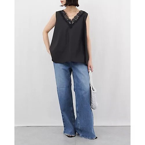 【スアデオ/suadeo】の【亀恭子さんコラボ】【前後2WAY】 レーストリミングノースリーブブラウス 人気、トレンドファッション・服の通販 founy(ファニー) 　ファッション　Fashion　レディースファッション　Fashion for Women　トップス・カットソー　Cut & Sew Tops　キャミソール&ノースリーブ　Camisoles & Sleeveless Tops　シャツ・ブラウス・オフィスカジュアル　Elegant Blouses & Button-Ups　コラボ　Collaboration, Collab　ボトム　Bottoms, Lower Wear　レース　Lace, Lace Fabric　エレガント 上品　Elegant　夏　Summer　洗える　Machine Washable　other-3|ID: prp329100004961571 ipo3291000000037224156