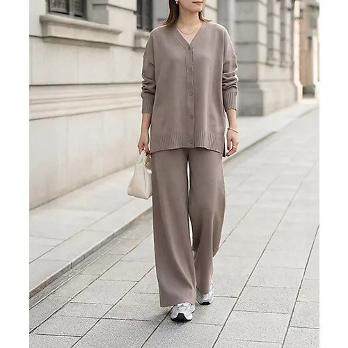 【スタイルデリ/STYLE DELI】のカーデ型トップス&パンツセットアップ インテリア・キッズ・メンズ・レディースファッション・服の通販 founy(ファニー) https://founy.com/ ファッション Fashion レディースファッション Fashion for Women セットアップ Matching Sets レディーストップス・ブラウス Tops & Blouses / Assorted Women's Tops レディースパンツ・ボトムス Pants & Trousers / Bottoms カーディガン Cardigan, Knitwear シンプル Simple, Minimal ストレート Straight, Straight Cut スニーカー Sneakers, Trainers スリット Slit, Slit Detail セットアップ Set-Up, Coordinated Outfit 定番 Standard, Basic Item 長袖 Long Sleeve, Full Sleeve バランス Balance, Style Balance フォルム Silhouette, Form フロント Front, Front Design ポケット Pocket, Pocket Detail ループ Loop, Loop Knit ワイド Wide, Wide Fit 冬 Winter / This Winter 夏 Summer エレガント 上品 Elegant |ID: prp329100004961921 ipo3291000000037226109