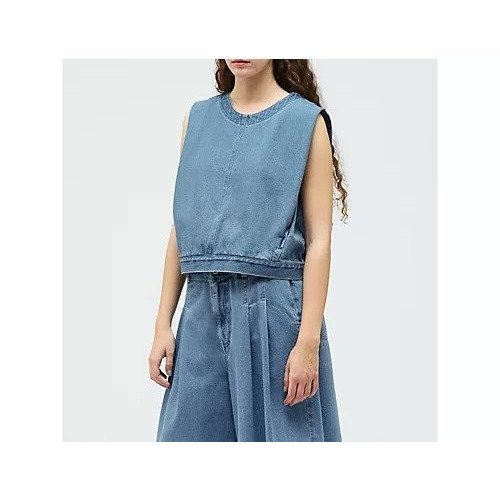 【ミズイロ インド/mizuiro ind】のデニムベスト(BLEACH) 人気、トレンドファッション・服の通販 founy(ファニー) 　ファッション　Fashion　レディースファッション　Fashion for Women　アウター　Coat / Outerwear Collection　トップス・カットソー　Cut & Sew Tops　ベスト&ジレ / 重ね着スタイル　Vests & Gilets　ショート　Short, Short Length　ジップ　Zip, Zipper　センター　Center, Center Line　デニム　Denim, Jeans Material　ベスト　Vest, Waistcoat　ベーシック　Basic, Essential　ポケット　Pocket, Pocket Detail　other-3|ID: prp329100004961973 ipo3291000000037226413