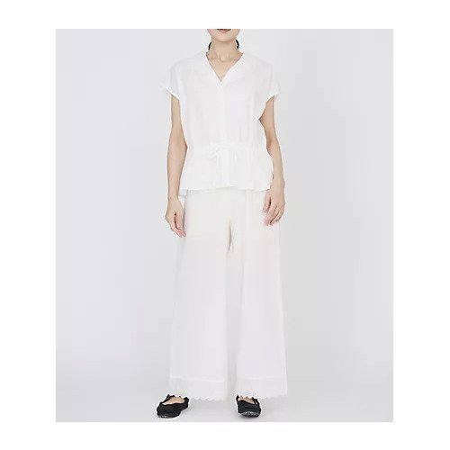 【ナナデコール/nanadecor】のクラシックローズレースブラウス インテリア・キッズ・メンズ・レディースファッション・服の通販 founy(ファウニー) https://founy.com/ ファッション Fashion レディースファッション Fashion for Women トップス・カットソー Cut & Sew Tops シャツ・ブラウス・オフィスカジュアル Elegant Blouses & Button-Ups クラシック Classic, Timeless Style モチーフ Motif, Design Theme レース Lace, Lace Fabric ローズ Rose, Rose Motif |ID: prp329100004963678 ipo3291000000037243514