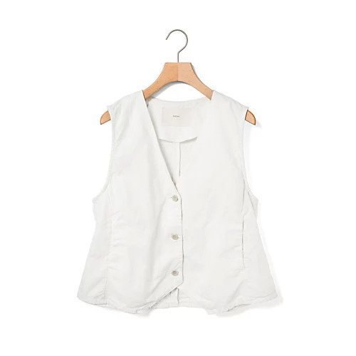 【ミディウミ/MidiUmi】のコットンリネンベスト インテリア・キッズ・メンズ・レディースファッション・服の通販 founy(ファウニー) 　ファッション　Fashion　レディースファッション　Fashion for Women　アウター　Coat / Outerwear Collection　トップス・カットソー　Cut & Sew Tops　ベスト&ジレ / 重ね着スタイル　Vests & Gilets　キャンバス　Canvas, Canvas Fabric　ベスト　Vest, Waistcoat　リネン　Linen, Linen Fabric　ヴィンテージ　Vintage Style　半袖　Short Sleeve, Half Sleeve　オフホワイト|ID: prp329100004963777 ipo3291000000037244208