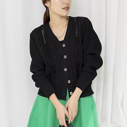 【ノーリーズ/NOLLEY'S】の《手洗い可能》ケーブルレースVネックカーディガン インテリア・キッズ・メンズ・レディースファッション・服の通販 founy(ファウニー) https://founy.com/ ファッション Fashion レディースファッション Fashion for Women トップス・カットソー Cut & Sew Tops カーディガン・羽織り Layered Style Cardigans Vネックトップス V-Neck Tops / V-Cut Neckline Shirts 2026年 2026 2026春夏・S/S Spring/Summer 2026 SS26 インナー Innerwear カーディガン Cardigan, Knitwear ジュエリー Jewelry, Accessories デニム Denim, Jeans Material トレンド Trend, Trending Now ドッキング Docking, Mixed Material ハーフ Half, Half-Length リラックス Relax, Relaxed Fit レース Lace, Lace Fabric ロング Long, Long-Length ワーク Workwear, Utility Style 春 Spring |ID: prp329100004964068 ipo3291000000037249102