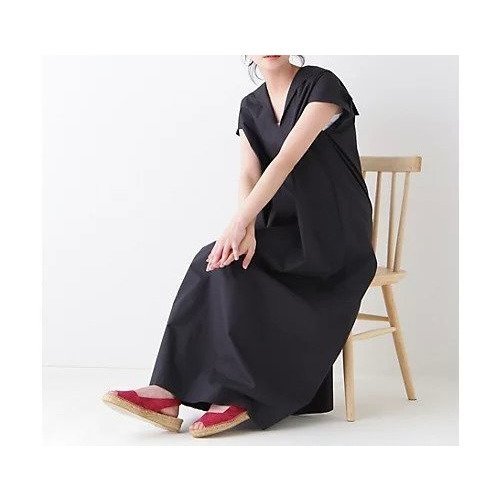 【ヒューマンウーマン/HUMAN WOMAN】のタイプライター天日干しワッシャーワンピース インテリア・キッズ・メンズ・レディースファッション・服の通販 founy(ファウニー) 　ファッション　Fashion　レディースファッション　Fashion for Women　ワンピース　Dresses　おすすめ　Recommended / Our Picks　サマー　Summer, Summer Style　サンダル　Sandals, Summer Shoes　スニーカー　Sneakers, Trainers　スリーブ　Sleeve, Long Sleeve / Short Sleeve　タイプライター　Typewriter Fabric, Crisp Cotton　フレンチ　French, French Style　ワッシャー　Washer, Crinkled Finish　ブラック|ID: prp329100004964435 ipo3291000000037251164