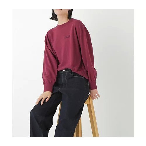 【ヒューマンウーマン/HUMAN WOMAN】のチェーンステッチロゴトレーナー インテリア・キッズ・メンズ・レディースファッション・服の通販 founy(ファウニー) https://founy.com/ ファッション Fashion レディースファッション Fashion for Women おすすめ Recommended / Our Picks スタンダード Standard, Basic チェーン Chain, Chain Strap トレーナー Sweatshirt, Trainer パール Pearl, Pearl Accent ベーシック Basic, Essential 秋 Autumn |ID: prp329100004964521 ipo3291000000037251582