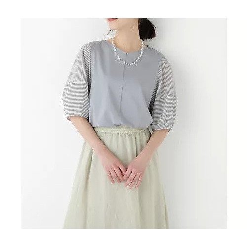 【ヒューマンウーマン/HUMAN WOMAN】のシアーストライプドッキングVネックカットソープルオーバー インテリア・キッズ・メンズ・レディースファッション・服の通販 founy(ファウニー) https://founy.com/ ファッション Fashion レディースファッション Fashion for Women トップス・カットソー Cut & Sew Tops カジュアルプルオーバー・ニットトップス Pullovers & Knit Tops / Casual Pullovers カットソー・ベーシックTシャツ Cut-and-Sewn Tops / Stretch Tees & Basics Vネックトップス V-Neck Tops / V-Cut Neckline Shirts おすすめ Recommended / Our Picks コンパクト Compact, Small Size スタンダード Standard, Basic ストライプ Stripe, Striped Pattern ドッキング Docking, Mixed Material 夏 Summer |ID: prp329100004964566 ipo3291000000037251807