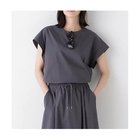 【ヒューマンウーマン/HUMAN WOMAN】のコットンポリエステルウェザーストレッチフレンチスリーブプルオーバー チャコール|ID: prp329100004964574 ipo3291000000037251846