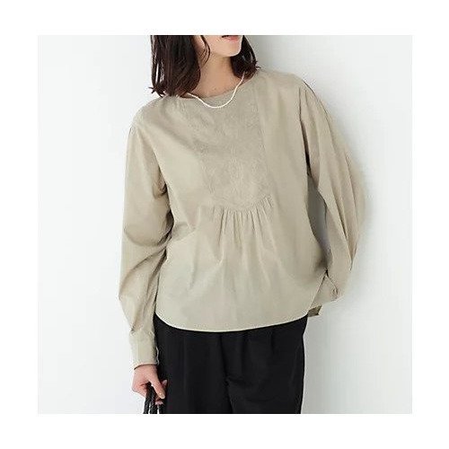 【ヒューマンウーマン/HUMAN WOMAN】のインドキルトヨークノーカラーブラウス インテリア・キッズ・メンズ・レディースファッション・服の通販 founy(ファウニー) https://founy.com/ ファッション Fashion レディースファッション Fashion for Women トップス・カットソー Cut & Sew Tops シャツ・ブラウス・オフィスカジュアル Elegant Blouses & Button-Ups おすすめ Recommended / Our Picks インド Indian Textile キルト Quilt, Quilted Fabric スタンダード Standard, Basic スリーブ Sleeve, Long Sleeve / Short Sleeve ボトム Bottoms, Lower Wear |ID: prp329100004964673 ipo3291000000037252344