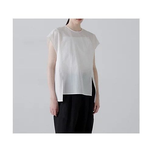【アドーア/ADORE】のドットメッシュブラウス インテリア・キッズ・メンズ・レディースファッション・服の通販 founy(ファウニー) https://founy.com/ ファッション Fashion レディースファッション Fashion for Women トップス・カットソー Cut & Sew Tops シャツ・ブラウス・オフィスカジュアル Elegant Blouses & Button-Ups おすすめ Recommended / Our Picks スタンダード Standard, Basic タンブラー Tumbler, Travel Mug ドロップ Drop Shoulder, Dropped Style フィット Fit, Slim Fit メッシュ Mesh, Net Fabric 夏 Summer 春 Spring S/S・春夏 SS, Spring/Summer, Warm Season 軽量 Lightweight, Ultra Light |ID: prp329100004964733 ipo3291000000037252637