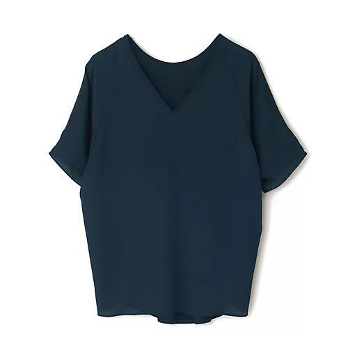 【ルネ/LUNE】のシルキー2WAYトップス インテリア・キッズ・メンズ・レディースファッション・服の通販 founy(ファウニー) https://founy.com/ ファッション Fashion レディースファッション Fashion for Women トップス・カットソー Cut & Sew Tops サテン Satin, Glossy Fabric スポーティ Sporty, Casual Athletic スリーブ Sleeve, Long Sleeve / Short Sleeve ドレープ Drape, Draping Fabric 洗える Machine Washable |ID: prp329100004967198 ipo3291000000037258324