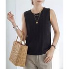 【スタイルデリ/STYLE DELI】のスクエア柄編みノースリニットトップス 大人の最旬トレンドファッション＆コーディネート founy(ファウニー) ファッション Fashion レディースファッション Fashion for Women トップス・カットソー Cut & Sew Tops ニット Knit Tops & Sweaters イエロー Yellow インナー Innerwear 秋 Autumn サロペット Overalls, Salopette シンプル Simple, Minimal ジャケット Jacket, Outerwear スクエア Square, Square Shape ストレート Straight, Straight Cut スリット Slit, Slit Detail タンク Tank Top, Sleeveless Top 定番 Standard, Basic Item ノースリーブ Sleeveless, No-Sleeve ポケット Pocket, Pocket Detail 無地 Plain, Solid Color ラウンド Round, Round Neck 冬 Winter / This Winter 夏 Summer thumbnail ブラック|ID: prp329100004971007 ipo3291000000037278346
