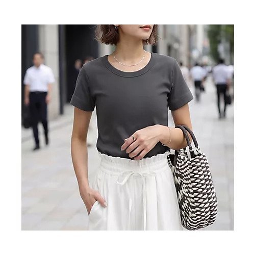 【スタイルデリ/STYLE DELI】の【Made in JAPAN】フライス半袖カットソートップス インテリア・キッズ・メンズ・レディースファッション・服の通販 founy(ファウニー) 　ファッション　Fashion　レディースファッション　Fashion for Women　トップス・カットソー　Cut & Sew Tops　カットソー・ベーシックTシャツ　Cut-and-Sewn Tops / Stretch Tees & Basics　イエロー　Yellow　インナー　Innerwear　カットソー　Cut and Sewn Top　ジャケット　Jacket, Outerwear　ストレート　Straight, Straight Cut　スリット　Slit, Slit Detail　タンク　Tank Top, Sleeveless Top　定番　Standard, Basic Item　人気　Popular, Best Seller　フィット　Fit, Slim Fit　フォルム　Silhouette, Form　ベーシック　Basic, Essential　半袖　Short Sleeve, Half Sleeve　日本製　Made In Japan　夏　Summer　エレガント 上品　Elegant　チャコール|ID: prp329100004984022 ipo3291000000037335922