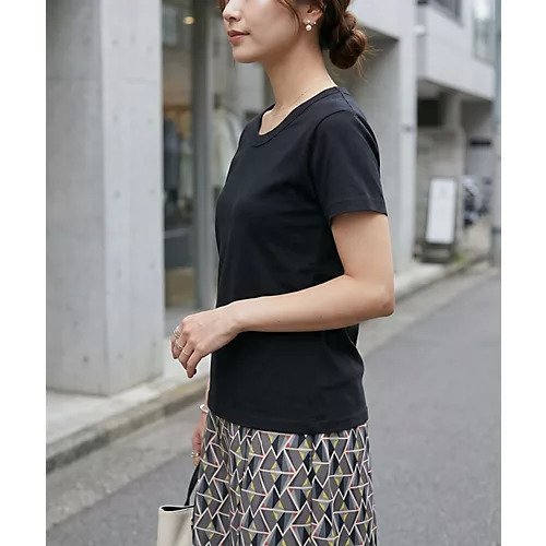 【スタイルデリ/STYLE DELI】の【Made in JAPAN】フライス半袖カットソートップス 大人の最旬トレンドファッション＆コーディネート founy(ファウニー) 　ファッション　Fashion　レディースファッション　Fashion for Women　トップス・カットソー　Cut & Sew Tops　カットソー・ベーシックTシャツ　Cut-and-Sewn Tops / Stretch Tees & Basics　イエロー　Yellow　インナー　Innerwear　カットソー　Cut and Sewn Top　ジャケット　Jacket, Outerwear　ストレート　Straight, Straight Cut　スリット　Slit, Slit Detail　タンク　Tank Top, Sleeveless Top　定番　Standard, Basic Item　人気　Popular, Best Seller　フィット　Fit, Slim Fit　フォルム　Silhouette, Form　ベーシック　Basic, Essential　半袖　Short Sleeve, Half Sleeve　日本製　Made In Japan　夏　Summer　エレガント 上品　Elegant　other-3|ID: prp329100004984022 ipo3291000000037335933