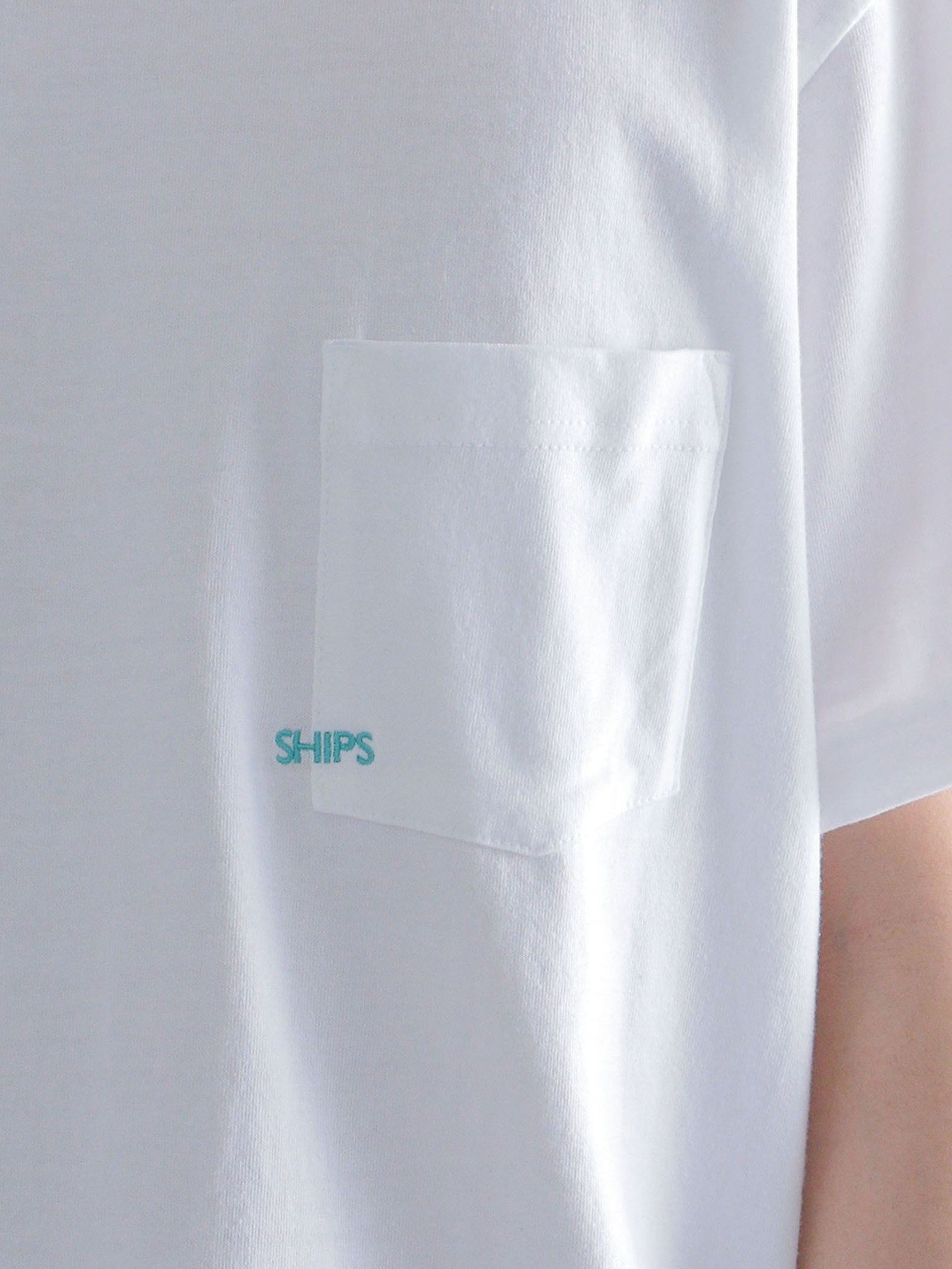 【シップス フォー ウィメン/SHIPS】の*SHIPS マイクロ SHIPSロゴ ポケット Tシャツ インテリア・キッズ・メンズ・レディースファッション・服の通販 founy(ファニー) 　ファッション　Fashion　レディースファッション　WOMEN　トップス・カットソー　Tops/Tshirt　シャツ/ブラウス　Shirts/Blouses　ロング / Tシャツ　T-Shirts　おすすめ　Recommend　クール　Cool　ポケット　Pocket　定番　Standard　ホワイト系|ID: prp329100003796569 ipo3291000000025392524