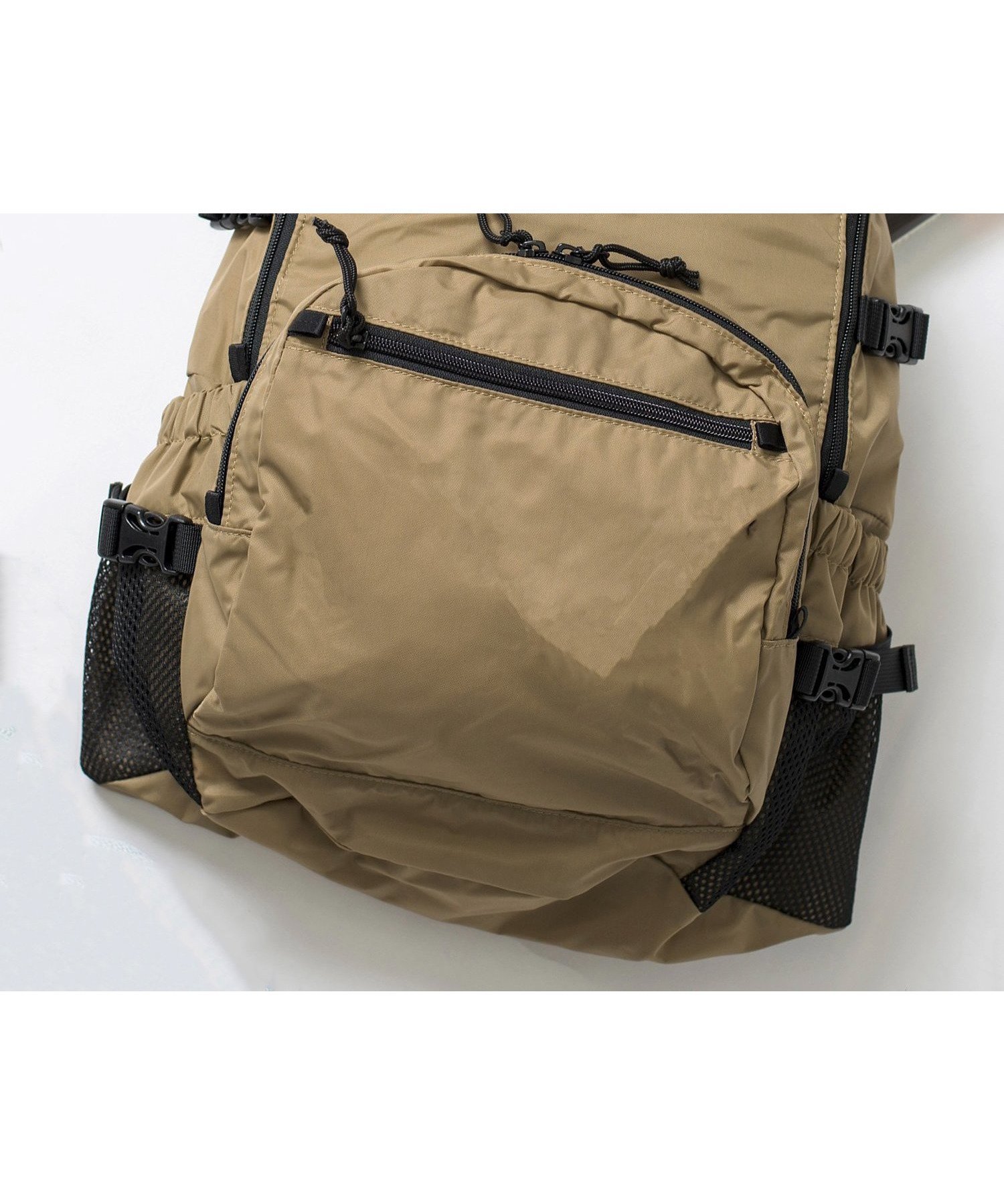 【その他のブランド/Other】のFREDRIK PACKERS/210D DAY PACK TIPI デイパック バックパック リュックサック 通勤 通学 マザーズリュック A4ドキュメントや16インチ以下のノートPCが入る大きさ フレドリックパッカーズ プレゼント インテリア・キッズ・メンズ・レディースファッション・服の通販 founy(ファニー) 　ファッション　Fashion　レディースファッション　WOMEN　バッグ　Bag　インナー　Inner　春　Spring　ギャザー　Gather　今季　This Season　軽量　Lightweight　スウェット　Sweat　雑誌　Magazine　デイパック　Daypack　トレンド　Trend　ハーフ　Half　フラット　Flat　フロント　Front　ボックス　Box　ポケット　Pocket　メッシュ　Mesh　リュック　Ruck Sack　送料無料　Free Shipping　おすすめ　Recommend　ビジネス 仕事 通勤　Business　KHK|ID: prp329100003805254 ipo3291000000030651380