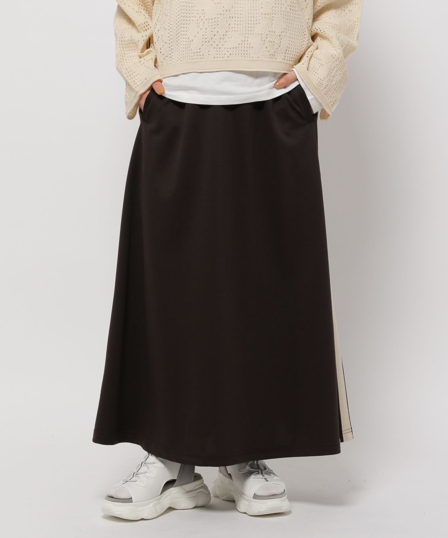 【ニコアンド/niko and…】のラメサイドラインスカート インテリア・キッズ・メンズ・レディースファッション・服の通販 founy(ファニー) 　ファッション　Fashion　レディースファッション　WOMEN　スカート　Skirt　おすすめ　Recommend　フレア　Flare　ベーシック　Basic　ロング　Long　人気　Popularity　チャコール18|ID: prp329100003877317 ipo3291000000026033010
